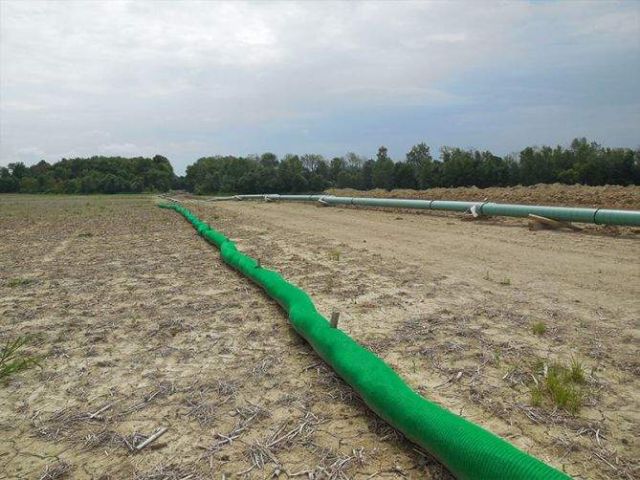 Filtrexx Installation Services SiltSoxx Pipeline Installation Filtrexx Installation Services SiltSoxx Pipeline Installation